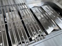 Barbecue à gaz commercial encastrable d'extérieur en acier inoxydable de qualité supérieure avec rôtissoire LED chromée 4x12 000 BTU, capacité 3-5 personnes
