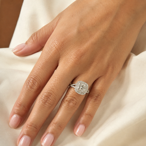 Anello dal Design Semplice e Classico per Donne - Product Image 2