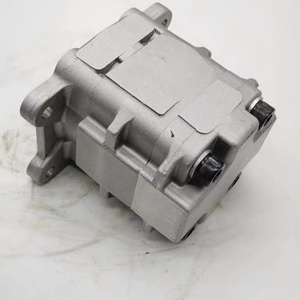 PC30 PC35 PC35MR-2 Hydraulic Pilot Pump 705-41-07180 705-41-02320 705-41-02700 Gear Pump - Product Image 2