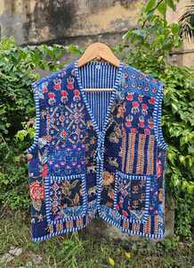 Veste matelassée en coton faite à la main de qualité supérieure, motif floral, style bohème décontracté pour femmes, manteau d'hiver doux - Product Image 2