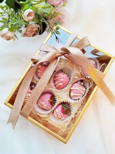 IMEE in Stock Luxury Christmas <strong>Red</strong> Gold White Fancy Strawberry Chocolate Candy Sweet <strong>Box</strong> with Clear Lid Valentine's Day Gift <strong>Box</strong> - Product Image 2