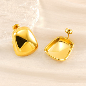 Geometric Gold Stud Earrings Stainless Steel Women's Fashion Jewelry Lightweight Elegant Design For Everyday Wear - Product Image 2