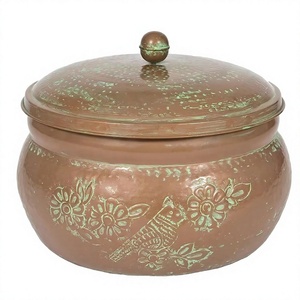 Enrouleur de tuyau d'arrosage en acier inoxydable, finition cuivre vintage, réglable, élégant et fonctionnel pour usage extérieur - Axiom Home Accents - Product Image 1
