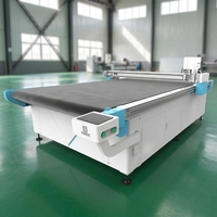 Machine de découpe de papier numérique automatique Rongchi certifiée CE, haute productivité, largeur de travail 1300 mm, composants essentiels du moteur PLC
