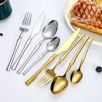 Ensemble de couverts en acier inoxydable de qualité supérieure, comprenant un couteau et une fourchette-cuillère, adapté à la cuisine et aux restaurants