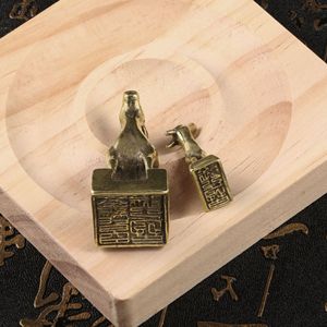 Metallo artigianato <span class=keywords><strong>cervo</strong></span> pulsante madre sigillo di rame manico di <span class=keywords><strong>cervo</strong></span> ornamenti all'ingrosso - Product Image 4
