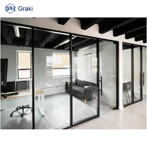 Cloison de <span class=keywords><strong>bureau</strong></span> <span class=keywords><strong>en</strong></span> <span class=keywords><strong>verre</strong></span> Graki, cadre <span class=keywords><strong>en</strong></span> aluminium de 83 mm, système <span class=keywords><strong>d</strong></span>'absorption acoustique, construction durable pour usage professionnel - Product Image 5