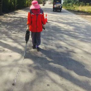 Vente en gros bon marché rouleau de membrane étanche en polyuréthane pour <span class=keywords><strong>toiture</strong></span> nettoyant pour mastic nettoyant pour mousse - Product Image 6