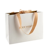 Sacs cadeaux personnalisés en gros avec logo en relief, emballages de boutique en vrac, sacs en papier pour le commerce de détail