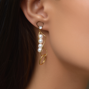Pendientes de Moda con Diseño de Perlas, Acero Inoxidable 316L, Baño de Oro PVD, Resistentes y Sostenibles - Product Image 3