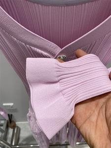 Nuovo Arrivo 2026: <span class=keywords><strong>Abito</strong></span> Autunnale con Spalle Scoperte, Bottoni in Strass, Volant, <span class=keywords><strong>Maniche</strong></span> <span class=keywords><strong>Lunghe</strong></span>, Vestito Mini Aderente e <span class=keywords><strong>Svasato</strong></span> in Maglia per Donna - Product Image 6