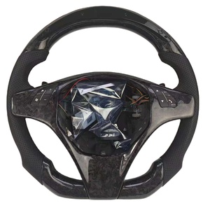 Volante Sportivo in Pelle e Fibra di Carbonio con Display LED RPM per <span class=keywords><strong>Alfa</strong></span> <span class=keywords><strong>Romeo</strong></span> <span class=keywords><strong>Giulietta</strong></span> 2010-2016 - Product Image 1