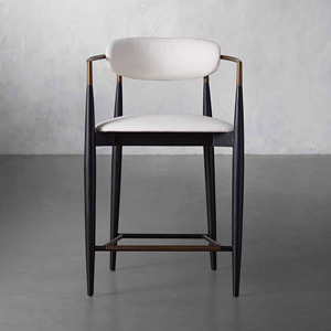 Vente en gros de chaises hautes nordiques de bar en métal en tissu pour la cuisine et le restaurant - Product Image 1