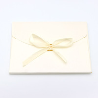 2024 nouveau Style Stock bijoux emballage ruban enveloppe cadeaux écharpe carton papier perlé enveloppe en papier avec ruban