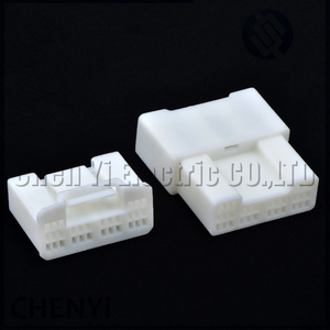 30 Pin Ô Tô Kết Nối Xe Máy Nghe Nhạc CD Máy Chủ Máy Ảnh Microphone Cắm Điện 90980 12909 Với Pin Cho Toyota Corolla Sienna Camry - Product Image 3