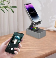 Support de téléphone et enceinte sans fil 3-en-1 pour diffusion en direct sur bureau avec fonction Power Bank et rotation à 360 degrés