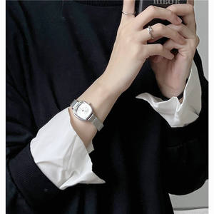 Venta directa de fábrica de relojes casuales personalizados de cuarzo texturizado de lujo ligero - Product Image 5