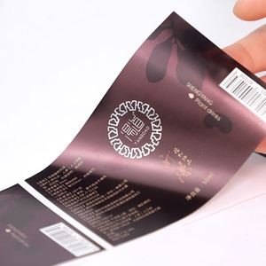 Étiquettes personnalisées autocollantes en rouleau avec estampage à chaud et gaufrage, autocollants imprimés imperméables pour bouteilles de jus, étiquettes de sécurité alimentaire - Product Image 4