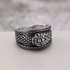 Anillo de Acero Inoxidable yunnique con Patrón de Serpiente, Diseño Animal Moderno, Estilo Hip Hop, Joyería para Regalo - Product Image 4