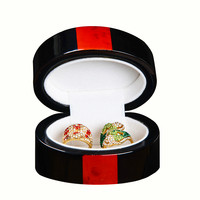Boîte à bagues ovale en bois laqué de luxe avec doublure en velours, couleur personnalisée, logo, cadeau, présentoir à bijoux pour mariage