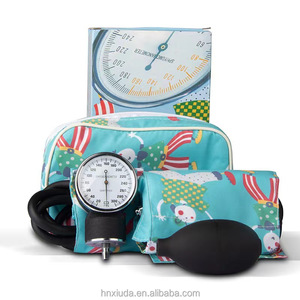 Trousse de transport manuelle pour enfants, facile à utiliser, mesure la tension artérielle, la fréquence cardiaque et la respiration (bébé) - Product Image 2