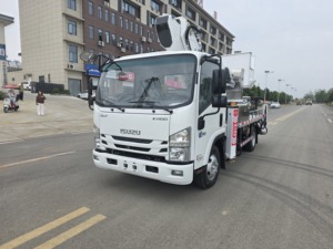 Camión/Plataforma Aérea con Canasta Aislada <span class=keywords><strong>de</strong></span> <span class=keywords><strong>30</strong></span> Metros, Nuevo, Motor Diésel Isuzu, Euro 6, 150-250HP, Transmisión Manual - Product Image 2
