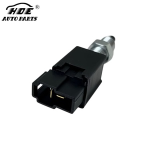 สวิตช์ไฟเบรกขายส่งสำหรับ FORD RANGER รุ่น 93810-22100 37740-60D01 XM34-13480-BA - Product Image 4