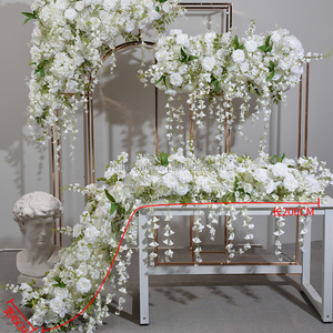 Camino de mesa de flores verdes y rosas colgantes blancas de seda de 200cm de largo para mesa de boda - Product Image 3