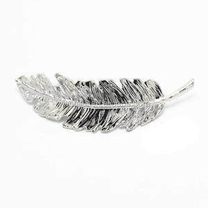 Feuille <span class=keywords><strong>Plume</strong></span> Design Punk Femmes Filles Pinces À <span class=keywords><strong>Cheveux</strong></span> Broches Griffe Élégante Barrettes de <span class=keywords><strong>Cheveux</strong></span> - Product Image 4