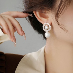 S925 <b>Silver</b> Needle Inlaid Luxury Diamond Zircon Pearl Earrings for Women Fashionable Versatile <b>Studs</b> Wholesale - Product Image 3