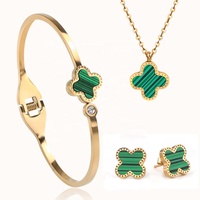 Ensemble de Bijoux Luxe Classique, Accessoires de Mode Personnalisés, Bracelet Collier Boucles d'Oreilles en Acier Inoxydable