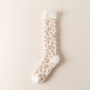 Xianghui <strong>Wholesale</strong> Leopard Patterns Colorful Long Indoor Floor Thick Warm <strong>Fuzzy</strong> Female Winter Coral Fleece <strong>Socks</strong> - Product Image 6