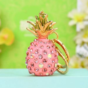 Llavero de Metal con Forma de Piña 3D, Creativo, Lindo, Moderno, con Diamantes de Imitación, para Mujer, Regalo para Parejas - Product Image 2