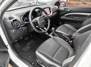 Popular y Económico <span class=keywords><strong>Kia</strong></span> <span class=keywords><strong>Stonic</strong></span> 1.4L CVT 2021 Usado con Techo Solar, Transmisión CVT Estable, Bajo Mantenimiento, Coche Familiar de Gasolina - Product Image 4