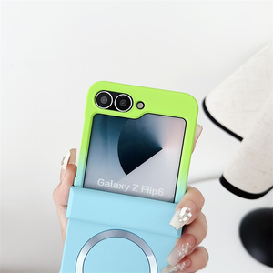 Bisagra magnética con degradado de doble color, funda dura mate de cuerpo completo para <span class=keywords><strong>Samsung</strong></span> Galaxy <span class=keywords><strong>Z</strong></span> <span class=keywords><strong>Flip</strong></span> 7 FE 6 5 4 3, funda de carga inalámbrica - Product Image 4