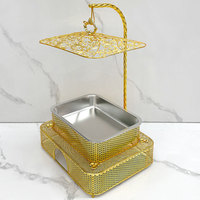 Réchaud de buffet de luxe en acier inoxydable doré, avec couvercle suspendu pour la conservation de la chaleur et le maintien au chaud des aliments, design moderne et épuré