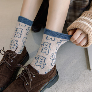 Encantadoras <span class=keywords><strong>medias</strong></span> <span class=keywords><strong>de</strong></span> tubo medio <span class=keywords><strong>de</strong></span> oso azul para damas Otoño/Invierno nueva <span class=keywords><strong>lana</strong></span> cálida gruesa uso diario con logotipo corporal - Product Image 5