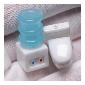 Máquina dispensadora <span class=keywords><strong>de</strong></span> <span class=keywords><strong>agua</strong></span> con marco 3D, inodoro Artificial, cuentas <span class=keywords><strong>de</strong></span> resina bonitas, juguetes <span class=keywords><strong>de</strong></span> tamaño pequeño - Product Image 4