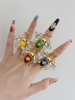Bague élégante rétro sur le thème des abeilles et des insectes avec diverses couleurs pour cadeau d'anniversaire et fiançailles