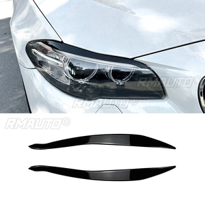 Pegatinas para Cejas de Faros Delanteros de Coche, Aspecto Negro Brillante/Carbono, para BMW Serie 5 F10 F11 2015-2017 - Product Image 1