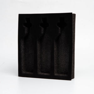 Matériaux auxiliaires de <span class=keywords><strong>transport</strong></span> d'emballage de bouteille de vin antichoc noir en mousse EPE personnalisée - Product Image 2