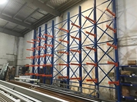 Étagère de stockage cantilever simple face avec bras réglable pour le stockage de profilés longs