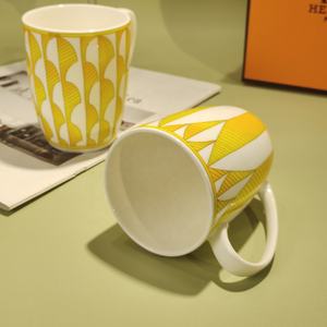 Service de table et assiettes en céramique de style européen de luxe jaune classique, best-seller - Product Image 6