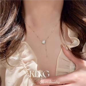 Collier Pendentif Goutte d'Eau en Argent Plaqué Or 925 de la Marque King Silver Jewelry, Chaîne en Y avec Pendentif Goutte, Design Tendance pour Soirées - Product Image 3