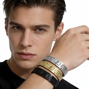Collezione di Bracciali Unisex Acciaio Inossidabile Dorato - Stili Catena e Bracciale Ipoallergenici, Gioielli all'Ingrosso - Product Image 2