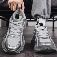 Chaussures de sport respirantes en gros pour hommes – Baskets épaisses de créateur, chaussures de marche tendance, chaussures de sport décontractées de luxe pour hommes
