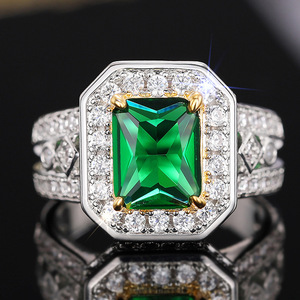Anello Quadrato da Donna Elegante e di Lusso, Gioiello da Dito alla Moda per Matrimoni - Product Image 5