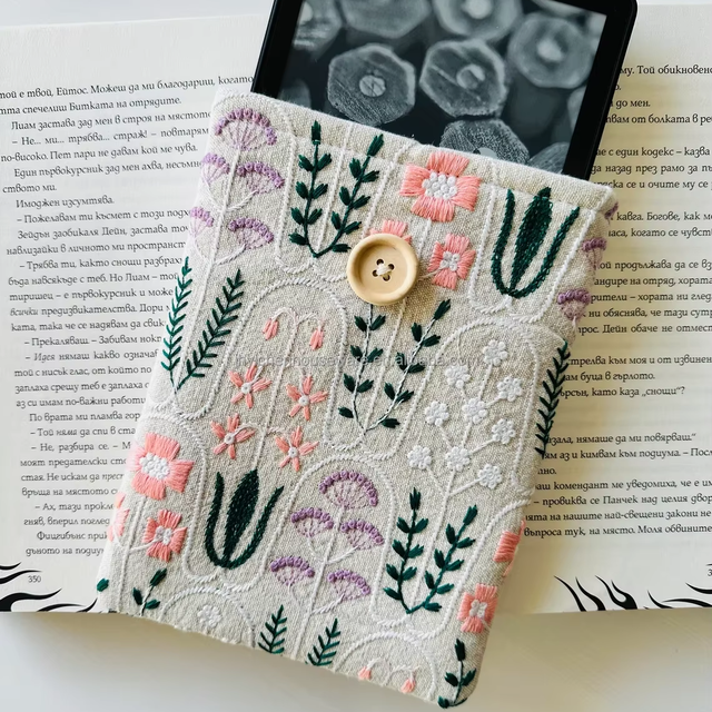Custom Tag Embroidery Fabric Pouch Kindle Protector Cover Boutique E-reader Storage Bag Garden Floral Book Sleeve with Button