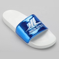 Henghao Bon prix Logo OEM Personnalisé Claquettes plates dorées pour hommes, à enfiler, de style formel, personnalisables, Taille 12