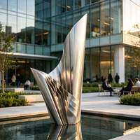 Sculpture abstraite en forme d'aile de voilier en acier inoxydable brossé, sculptures d'extérieur en acier inoxydable